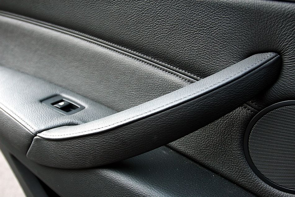 宝马X6 xDrive 35i内饰图片