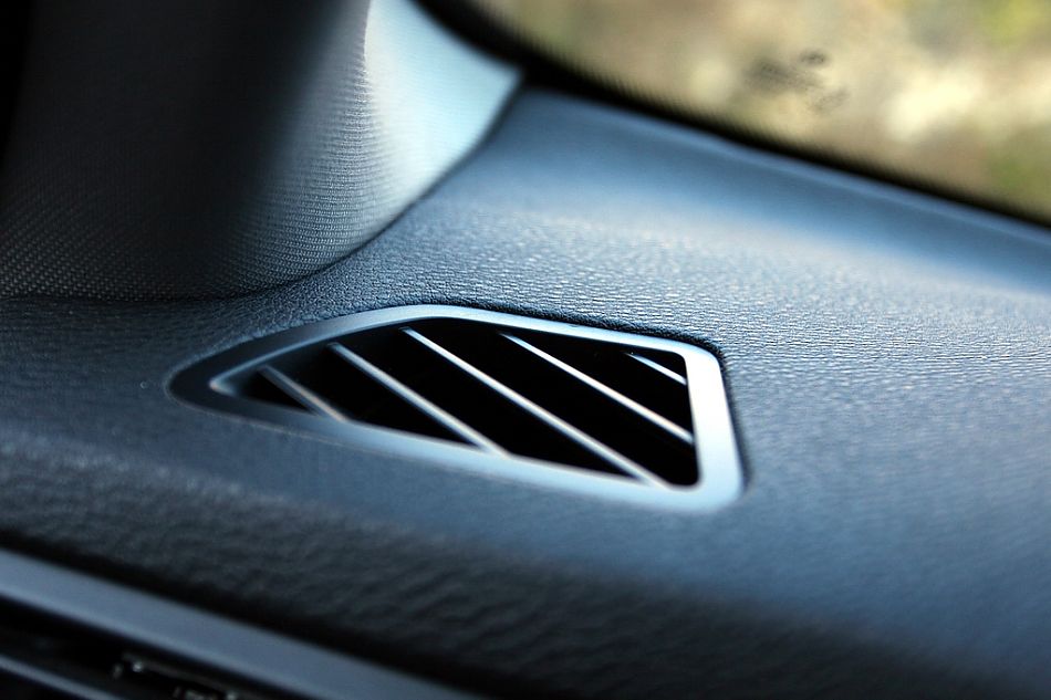 宝马X6 xDrive 35i内饰图片