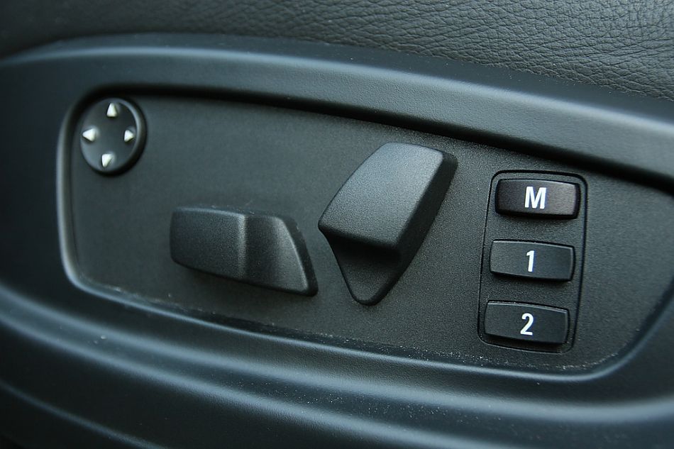 宝马X6 xDrive 35i内饰图片