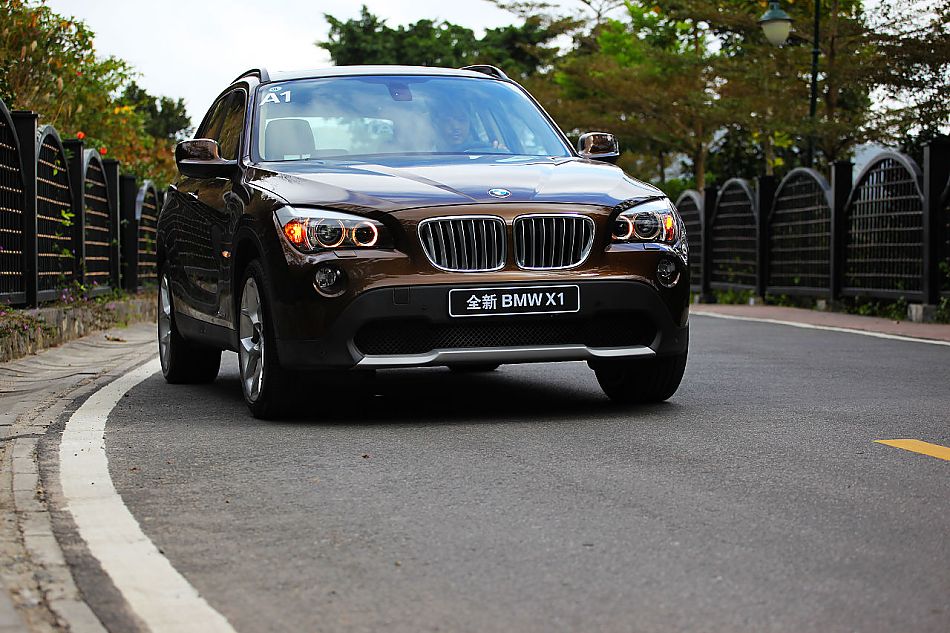 X1 xDrive28iͼƬ