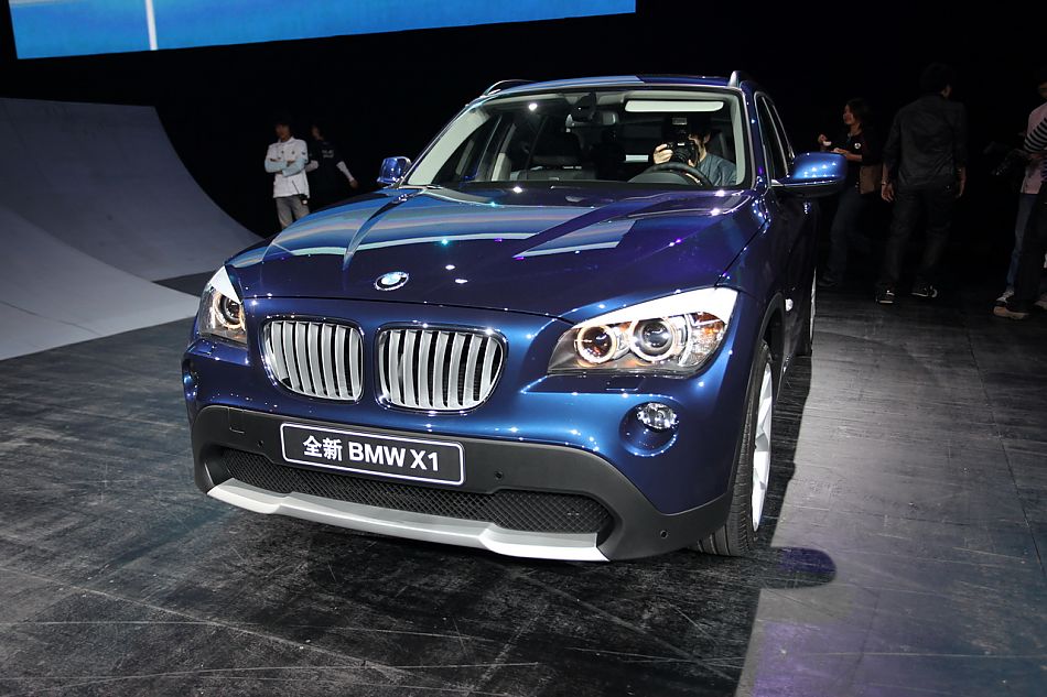 宝马X1外观实拍