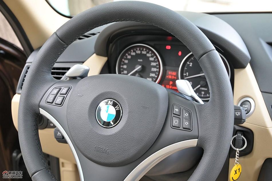 宝马X1 xDrive28i内饰实拍