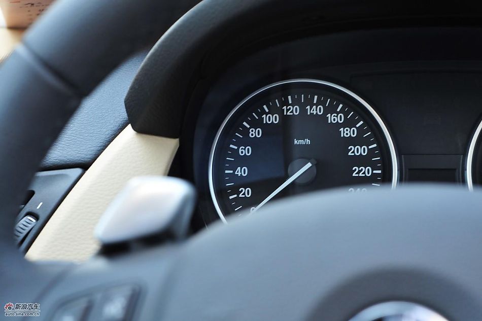 宝马X1 xDrive28i内饰实拍