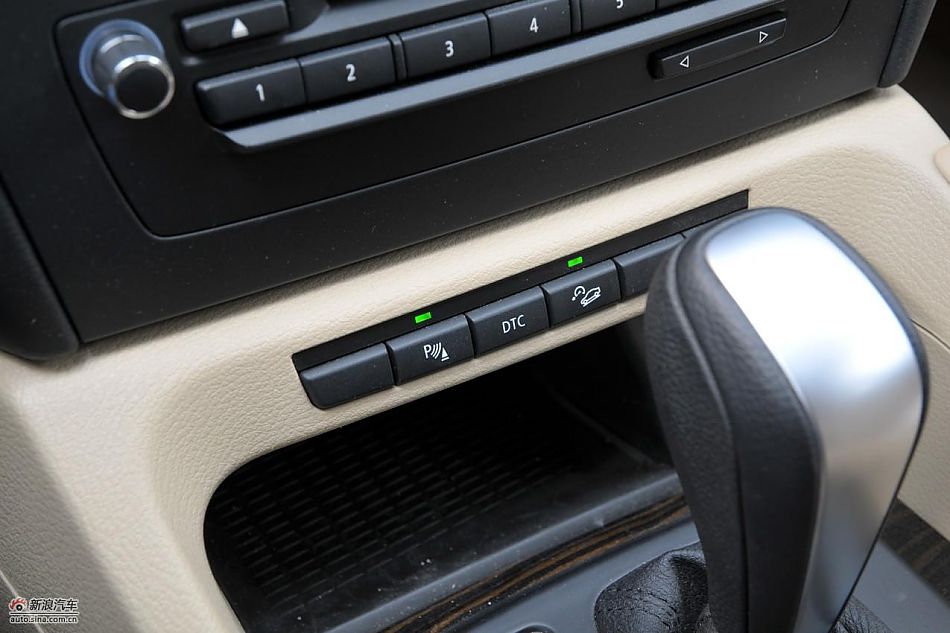 宝马X1 xDrive28i内饰实拍