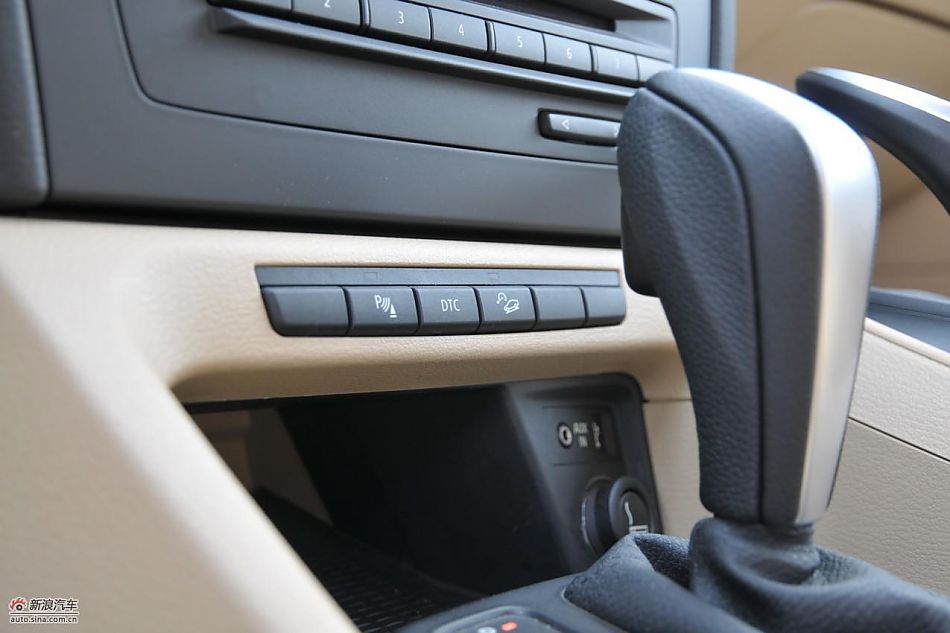 宝马X1 xDrive28i内饰实拍