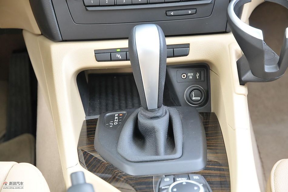 宝马X1 xDrive28i内饰实拍