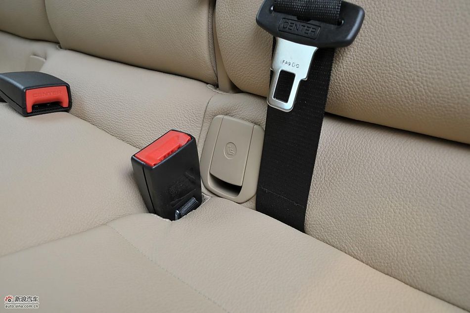 宝马X1 xDrive28i内饰实拍