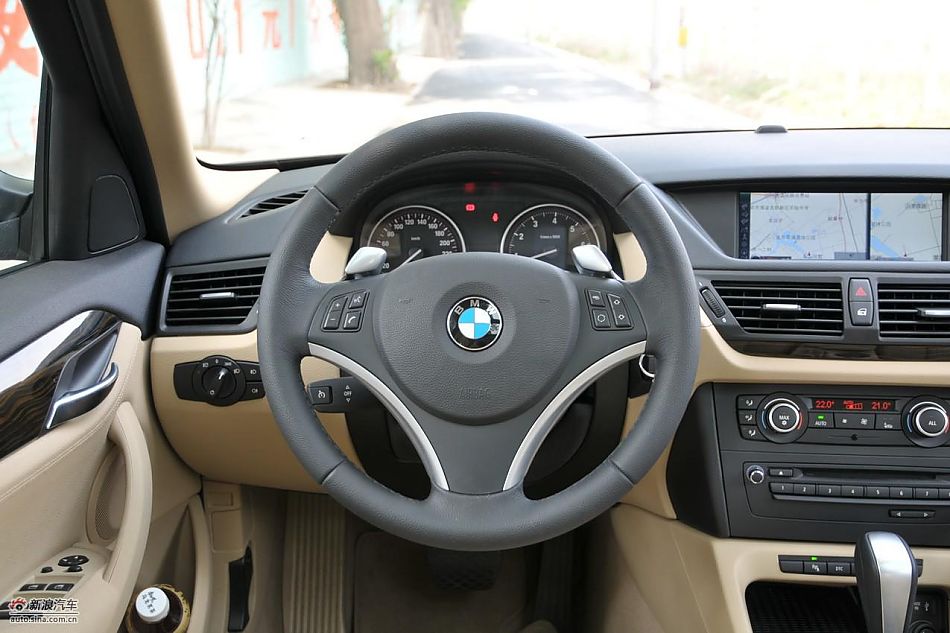 宝马X1 xDrive28i内饰实拍