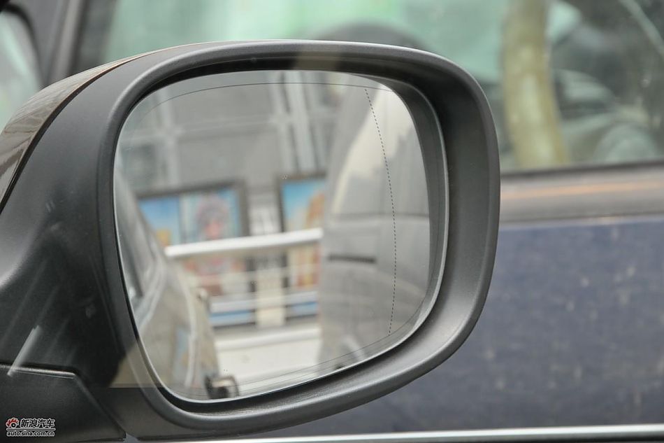 宝马X1 xDrive28i内饰实拍