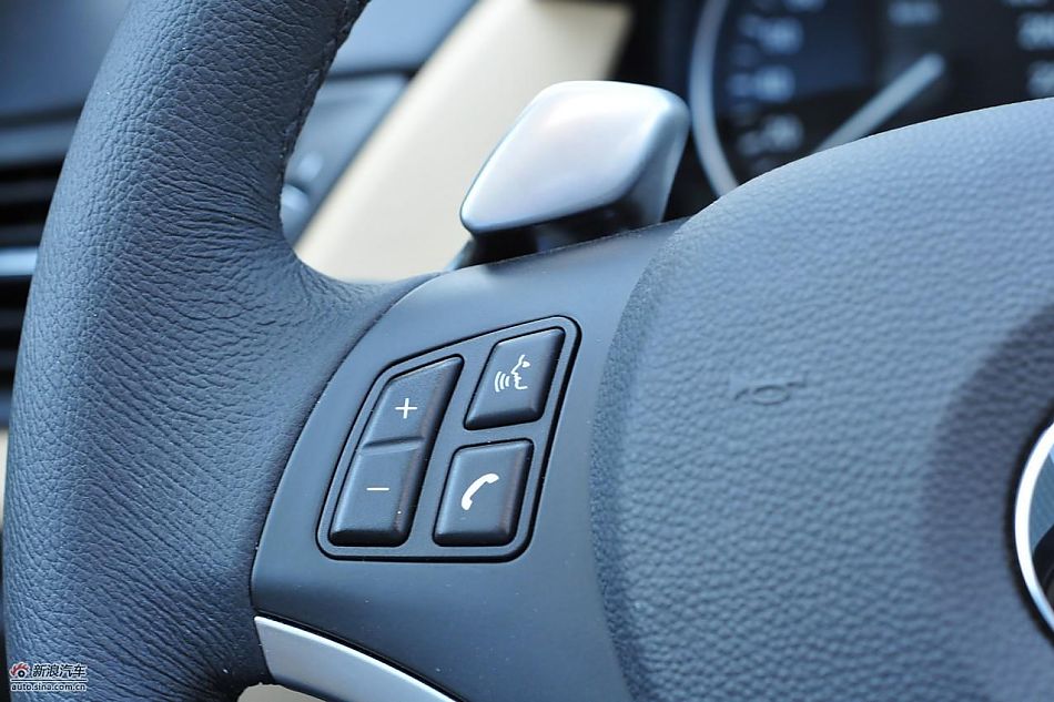 宝马X1 xDrive28i内饰实拍