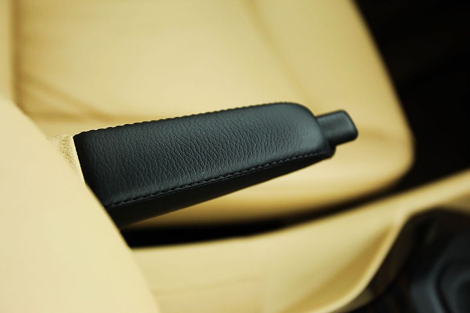 宝马X1 xDrive28i内饰图片