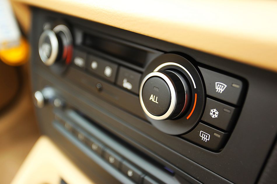 BMW X1 xDrive28i内饰图片