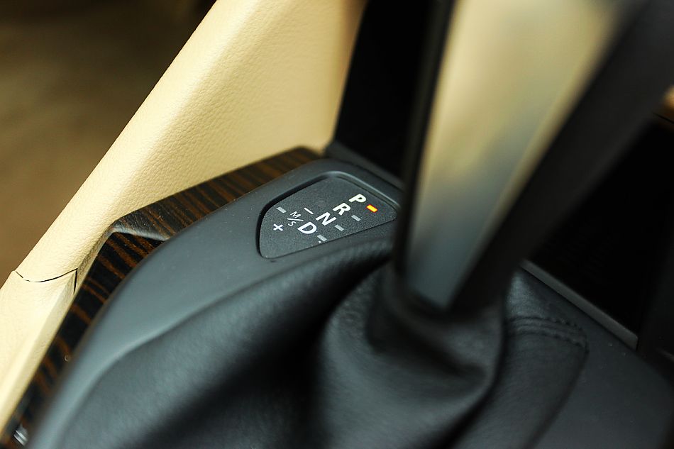 BMW X1 xDrive28i内饰图片