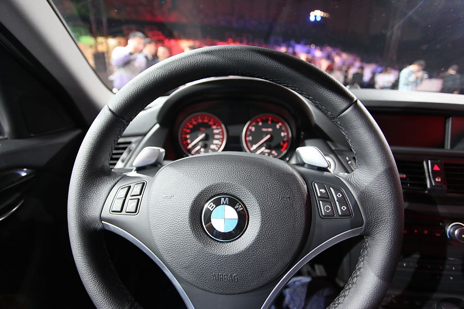 宝马X1外观实拍