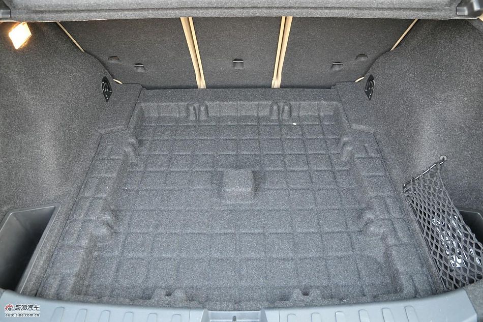 宝马X1 xDrive28i内饰实拍