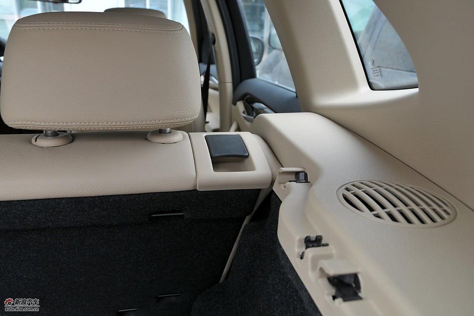 宝马X1 xDrive28i内饰实拍