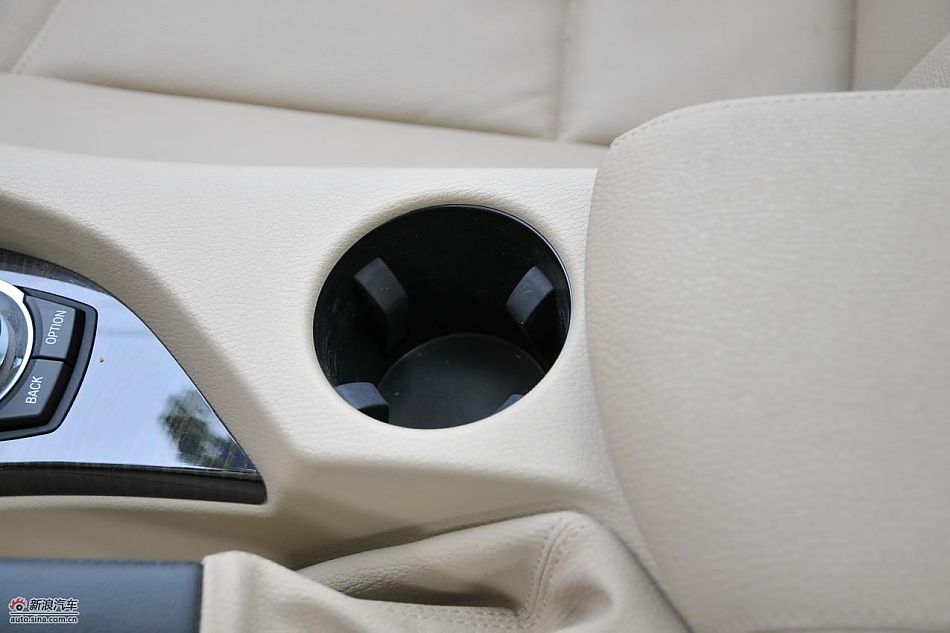 宝马X1 xDrive28i内饰实拍