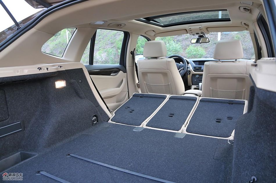 宝马X1 xDrive28i内饰实拍