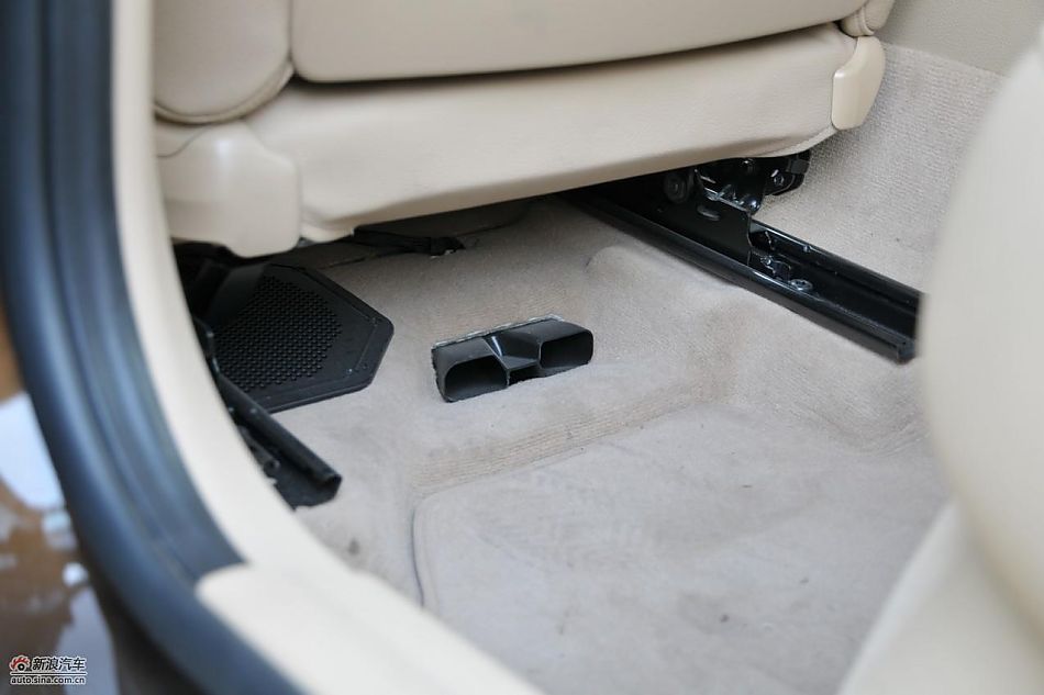 宝马X1 xDrive28i内饰实拍