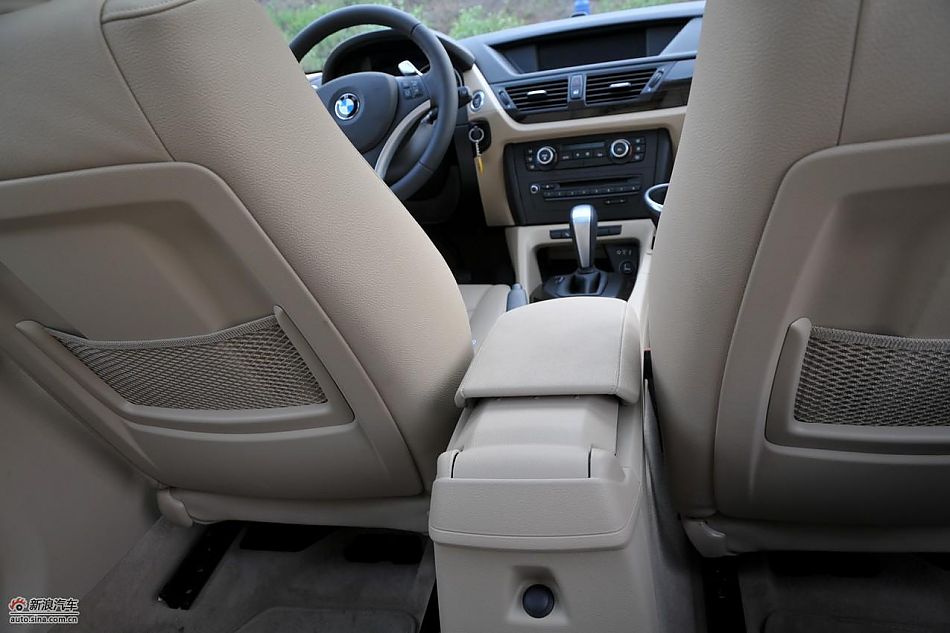 宝马X1 xDrive28i内饰实拍