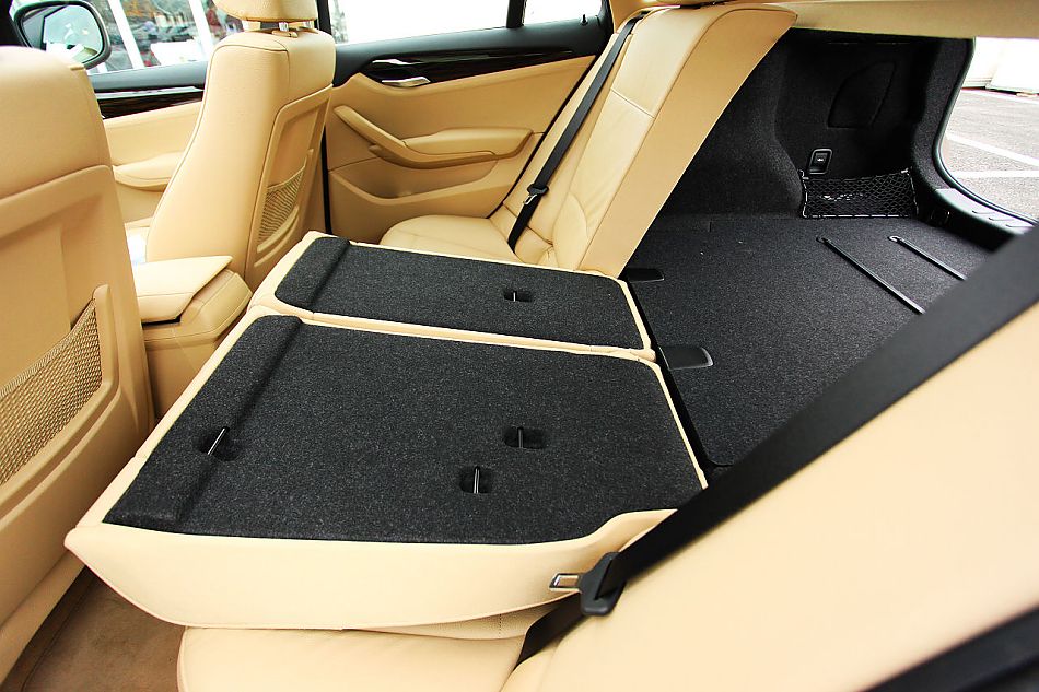 宝马X1 xDrive28i内饰图片