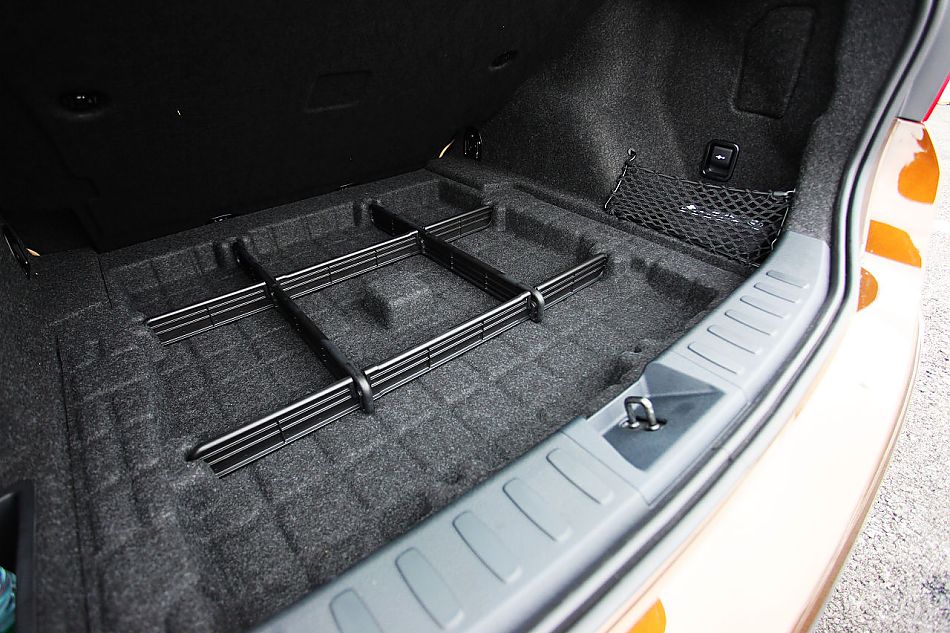 宝马X1 xDrive28i内饰图片