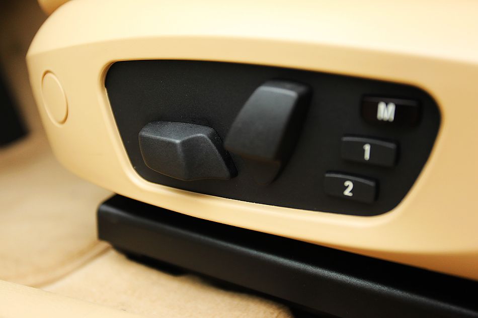 BMW X1 xDrive28i内饰图片