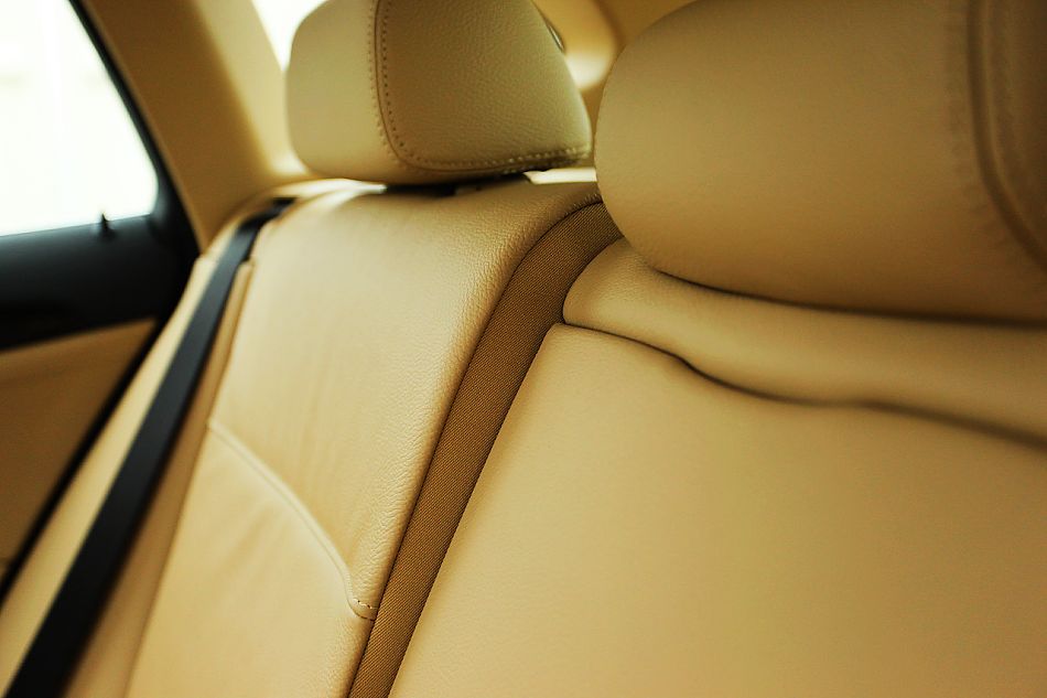 BMW X1 xDrive28i内饰图片