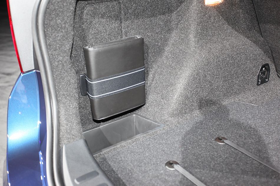 宝马X1外观实拍