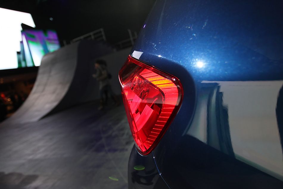 宝马X1外观实拍