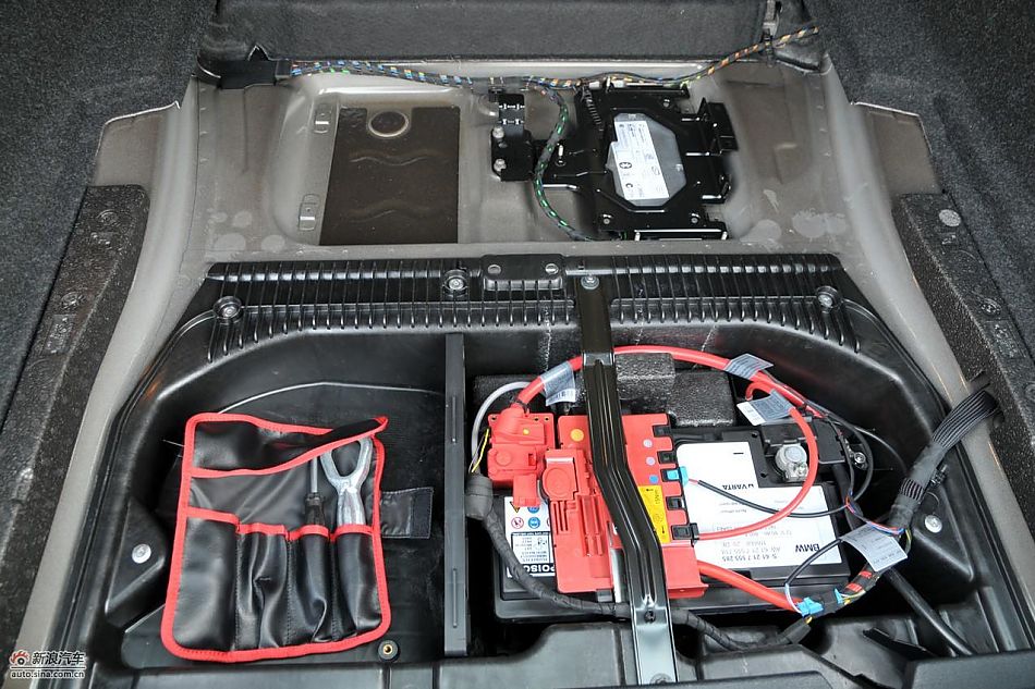 宝马X1 xDrive28i内饰实拍