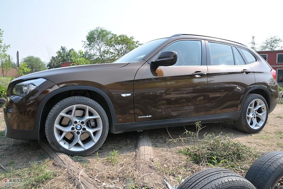 宝马X1 XDrive28i试车动态实拍