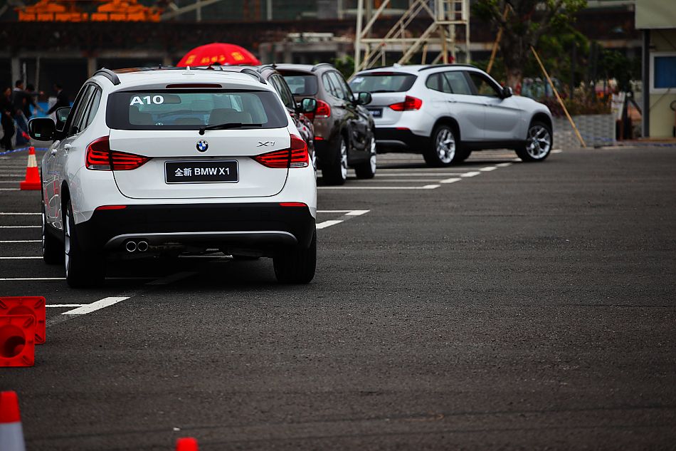 BMW X1 xDrive28i试车图片