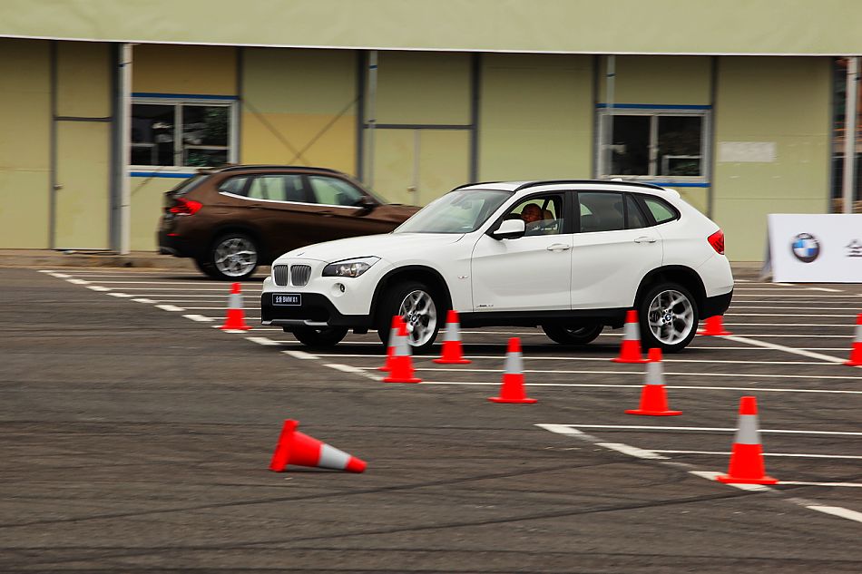 BMW X1 xDrive28i试车图片