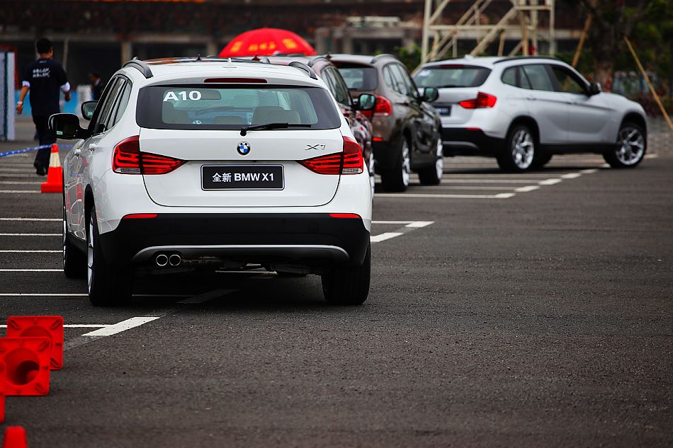 BMW X1 xDrive28i试车图片