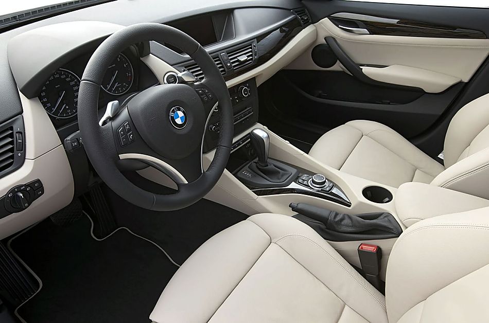 BMW X1内饰图片