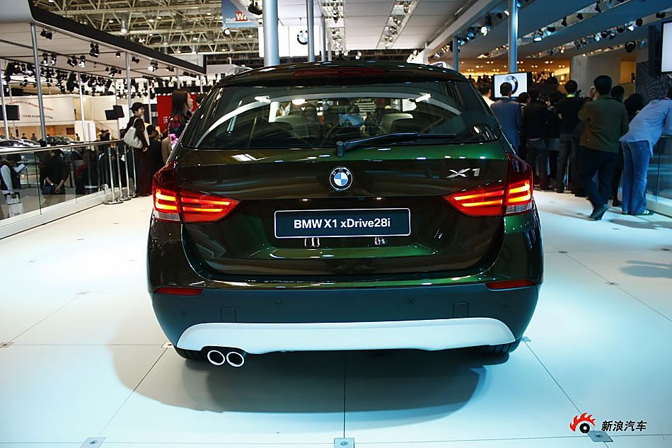 宝马X1
