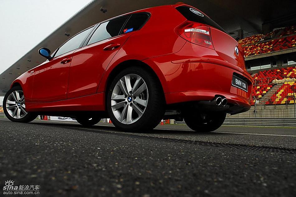 宝马1系外观
