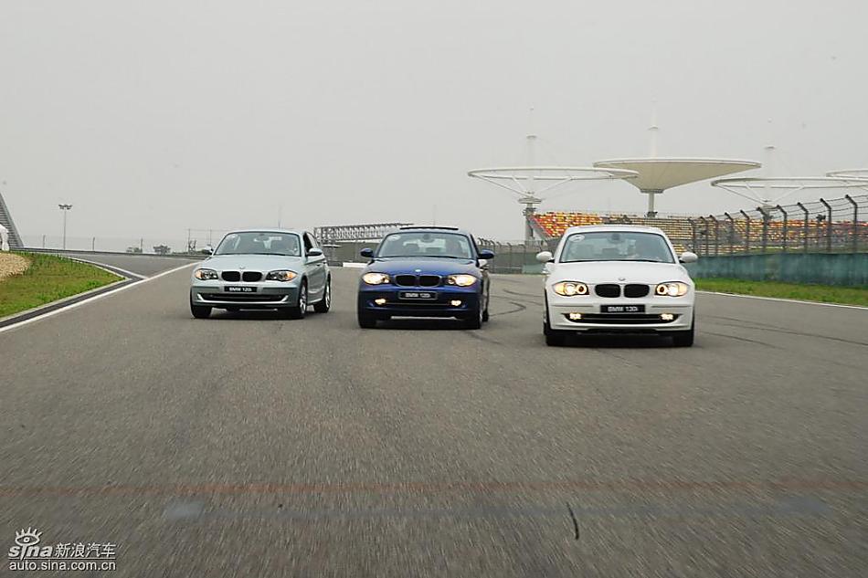 三款宝马1系轿车