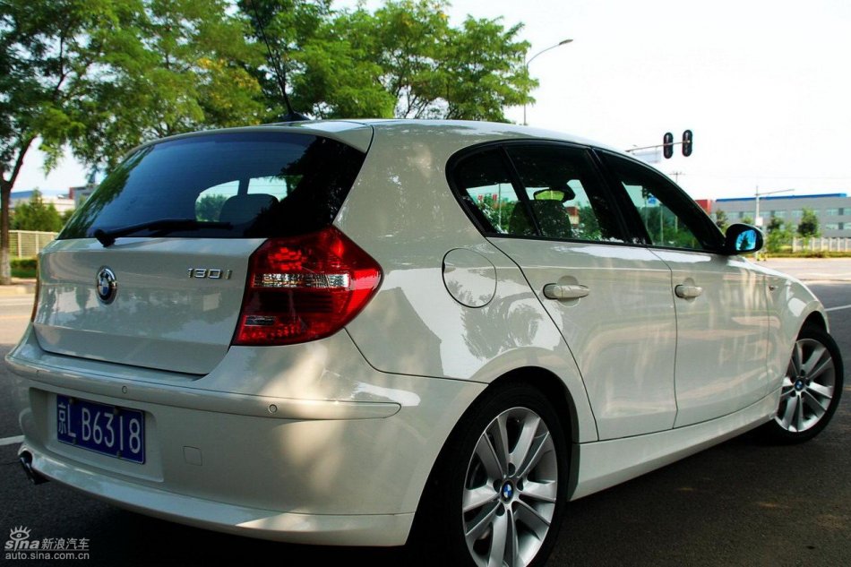 宝马1系实拍图