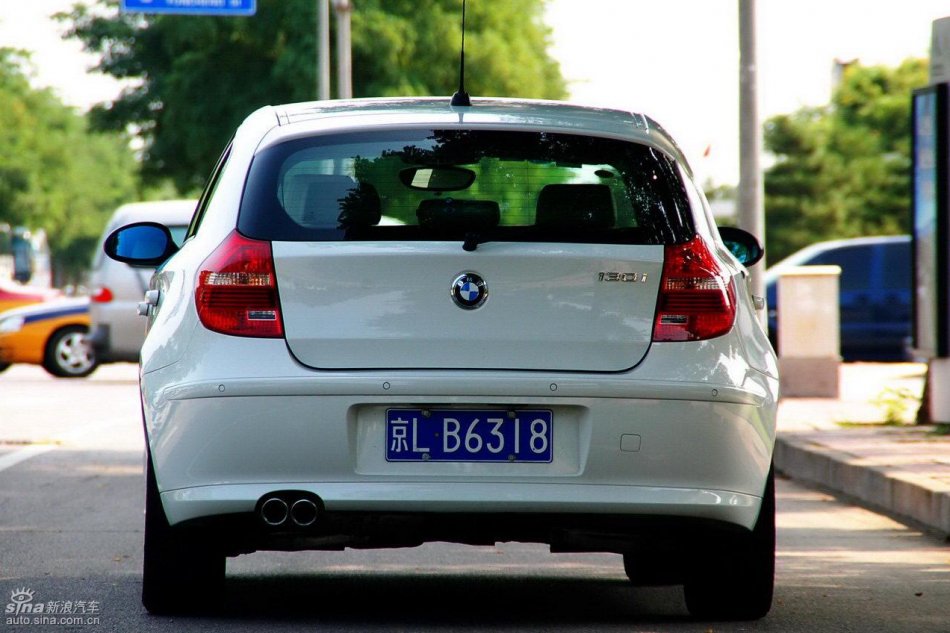 宝马1系实拍图