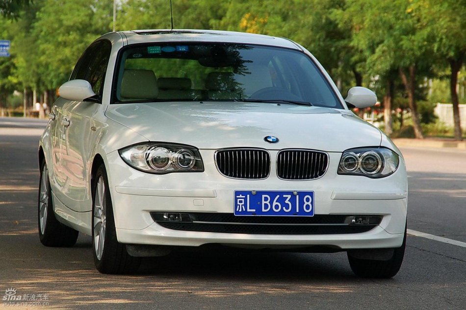 宝马1系实拍图