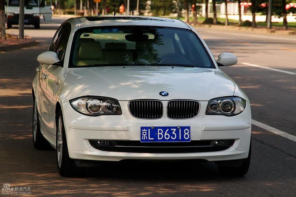宝马1系实拍图