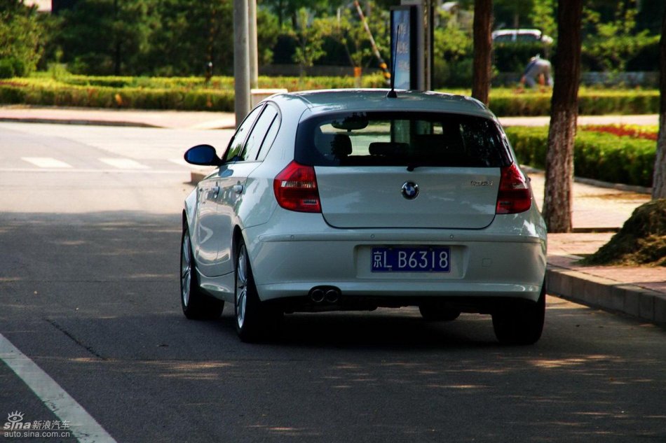 宝马1系实拍图