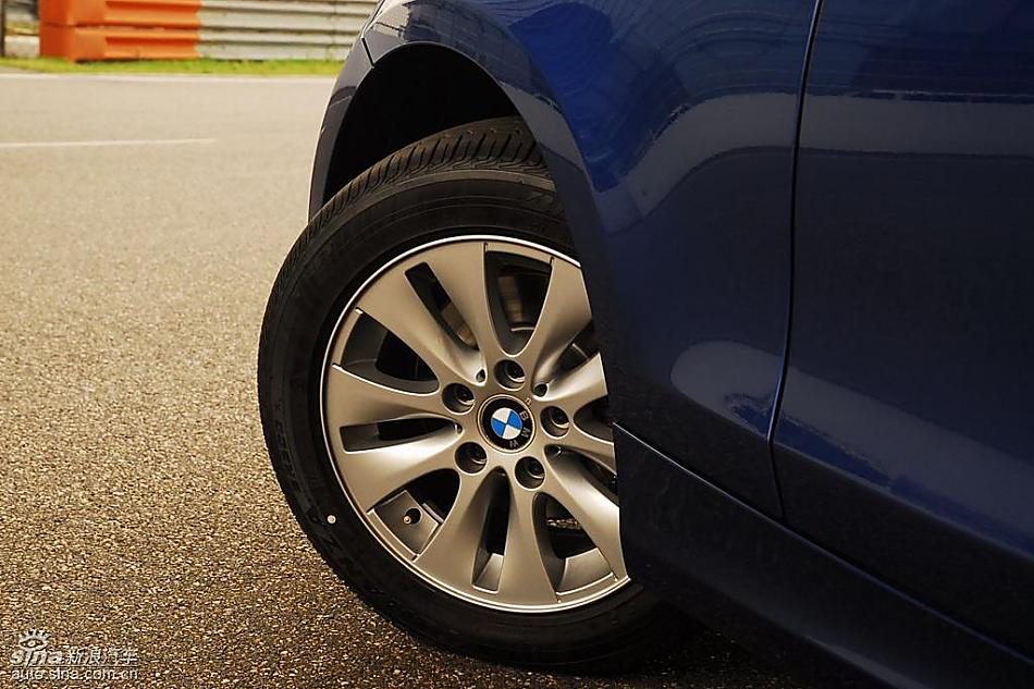 宝马1系轮胎