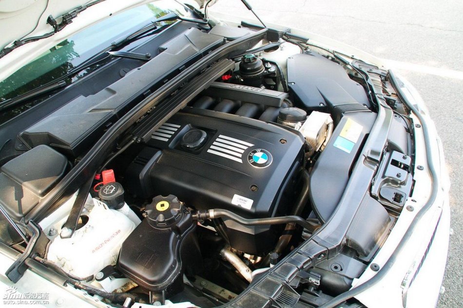 宝马1系实拍图