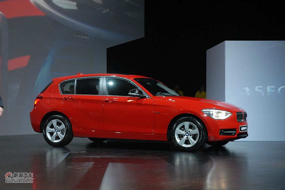 新宝马1系上市现场图