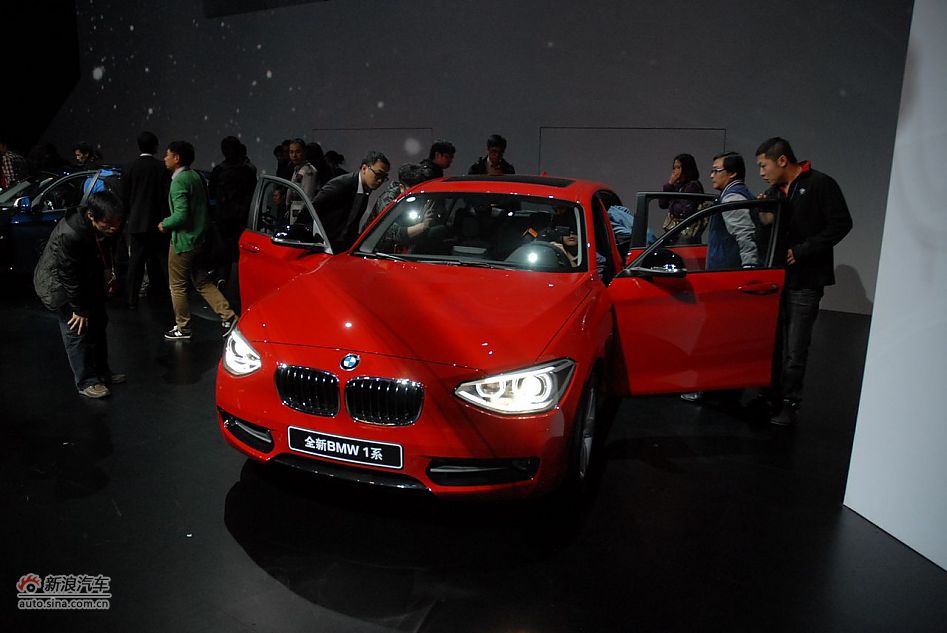 新宝马1系上市现场图