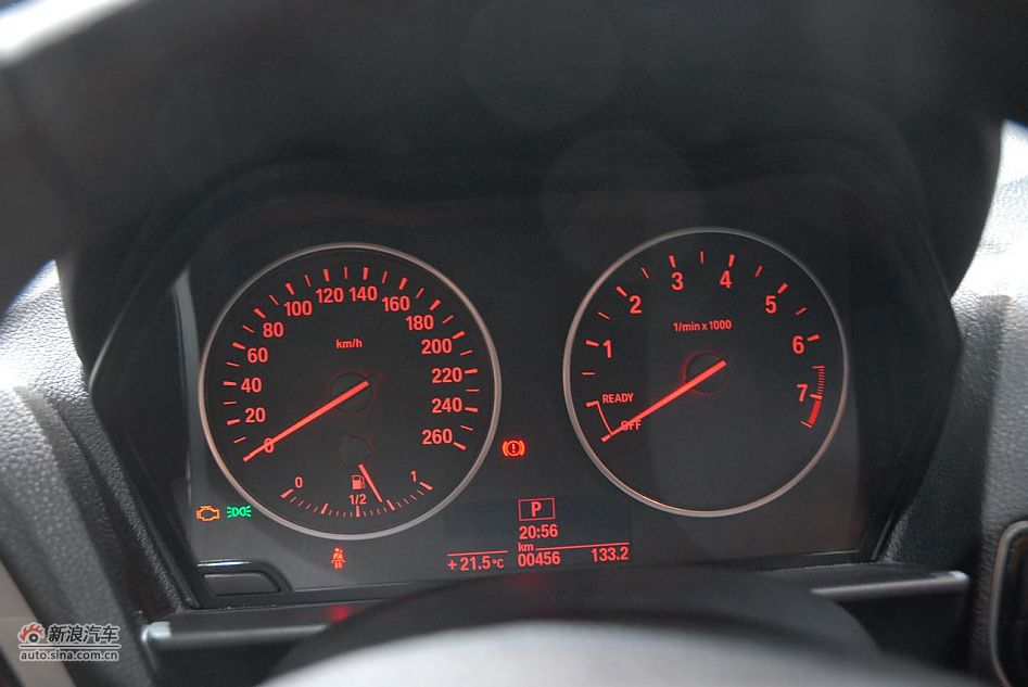 新宝马1系上市现场图