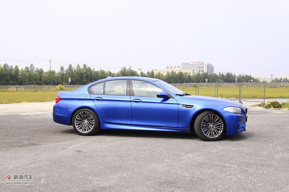 2012款宝马M5